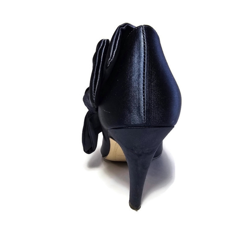 Nine West Blue Satin Oversized Bow Pumps Stilettos Heels Sz 8.5 Pointed - Picture 16 of 16